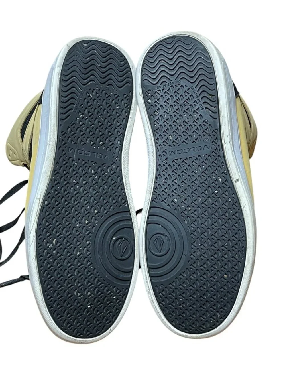 Volcom Mens Size 12 Black & Beige High-Top Shoes With Leather Upper